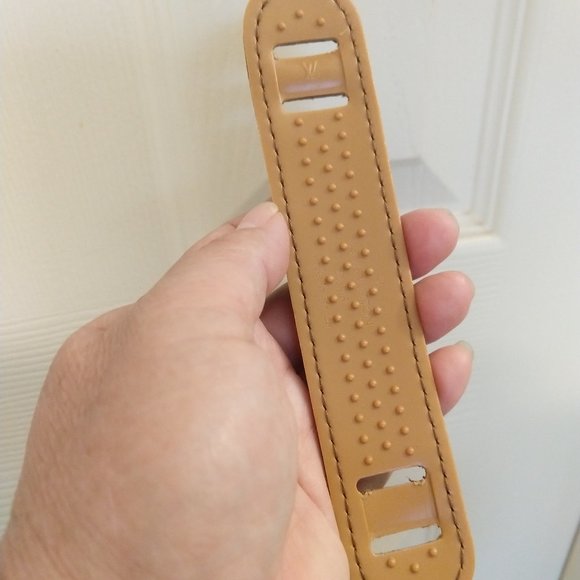 Louis Vuitton Shoulder Strap Pad Monogram - Picture 2 of 5